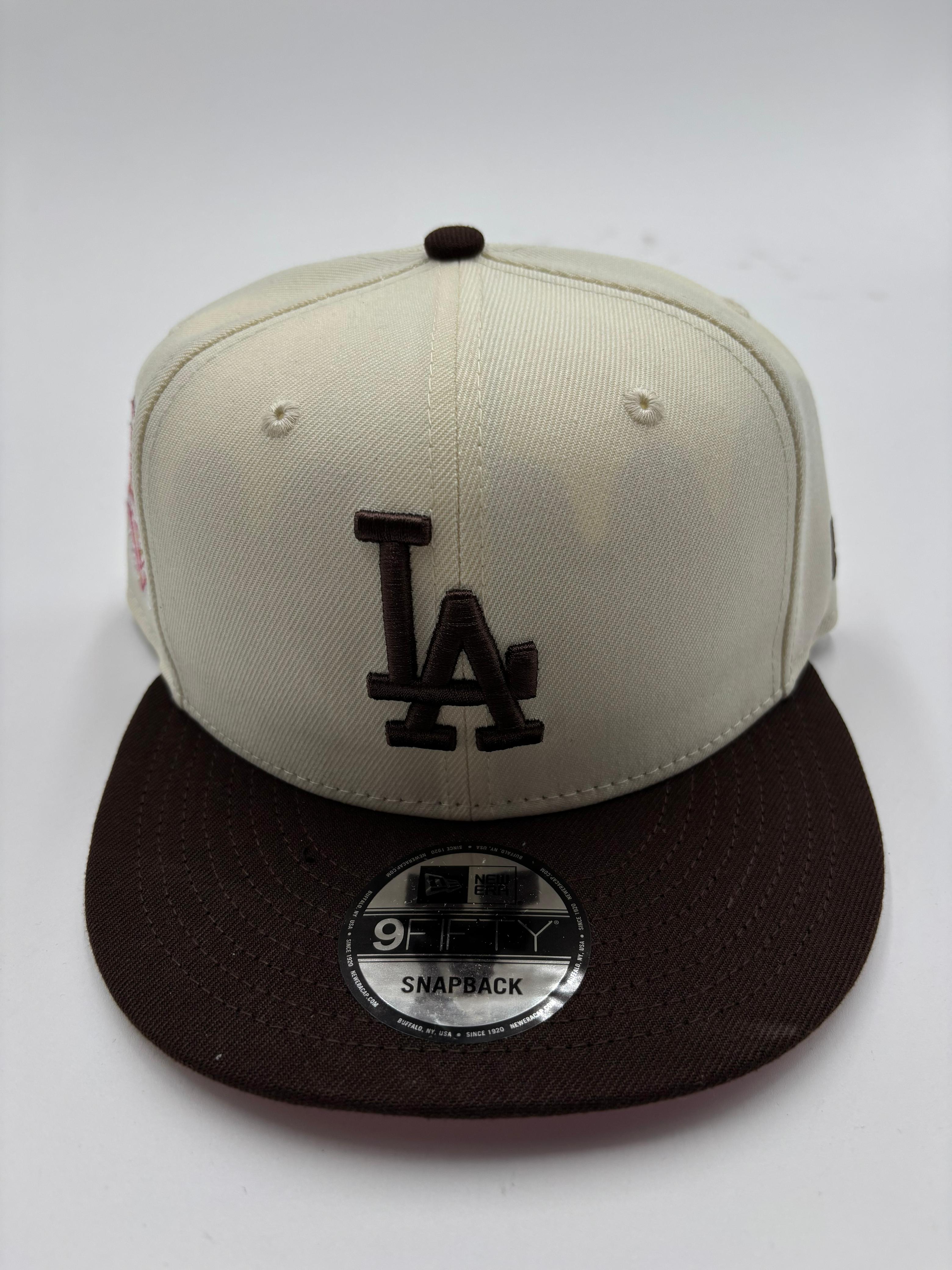 New Era Edicion Broche LA Beige Cafe 1