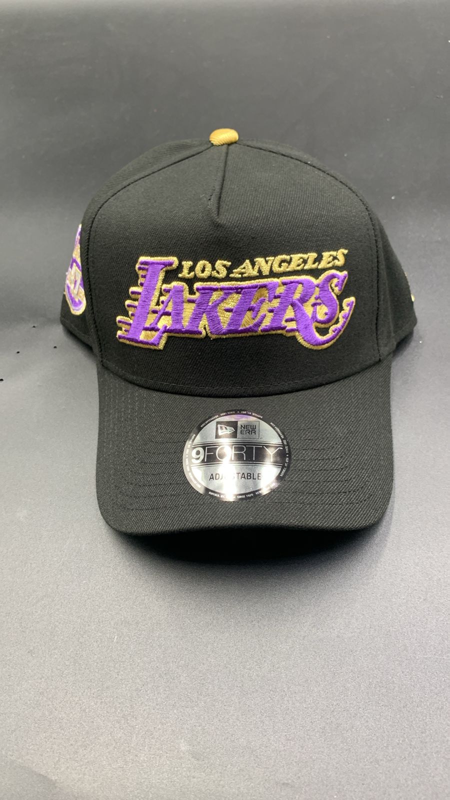 9Forty Edicion Lakers Negro Morado