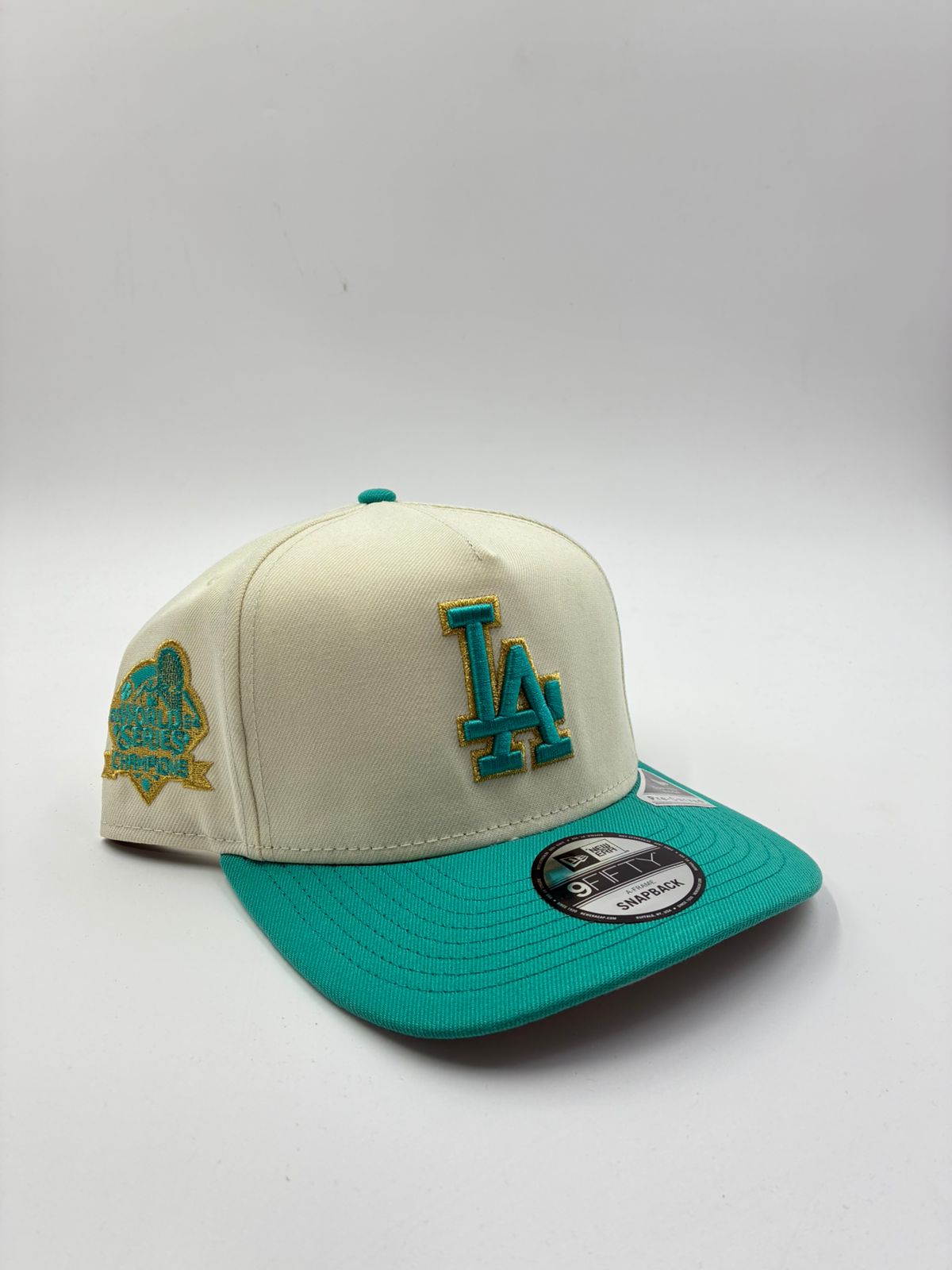 NEW ERA EDICION BROCHE A-FRAME LA BEIGE TURQUESA