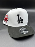 NEW ERA A-FRAME LA blanco negro rojo