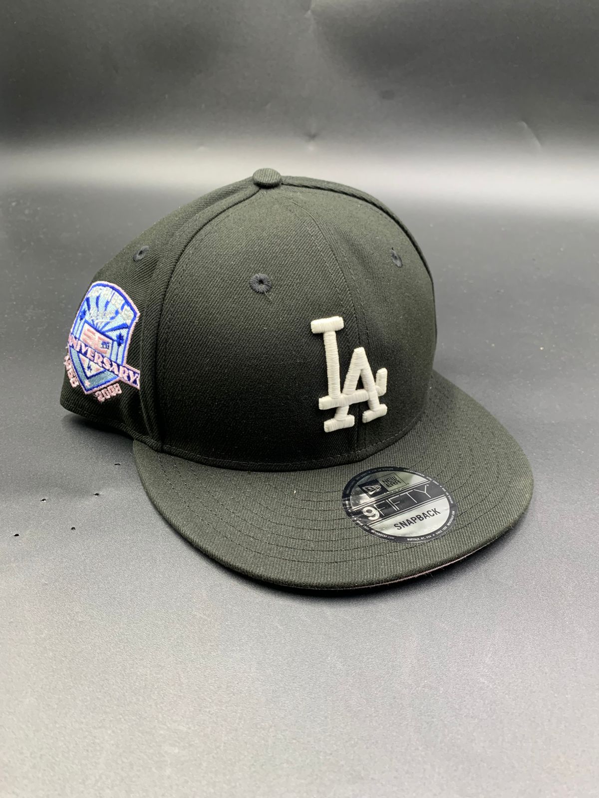 New Era Edicion LA Negra 50 aniversario