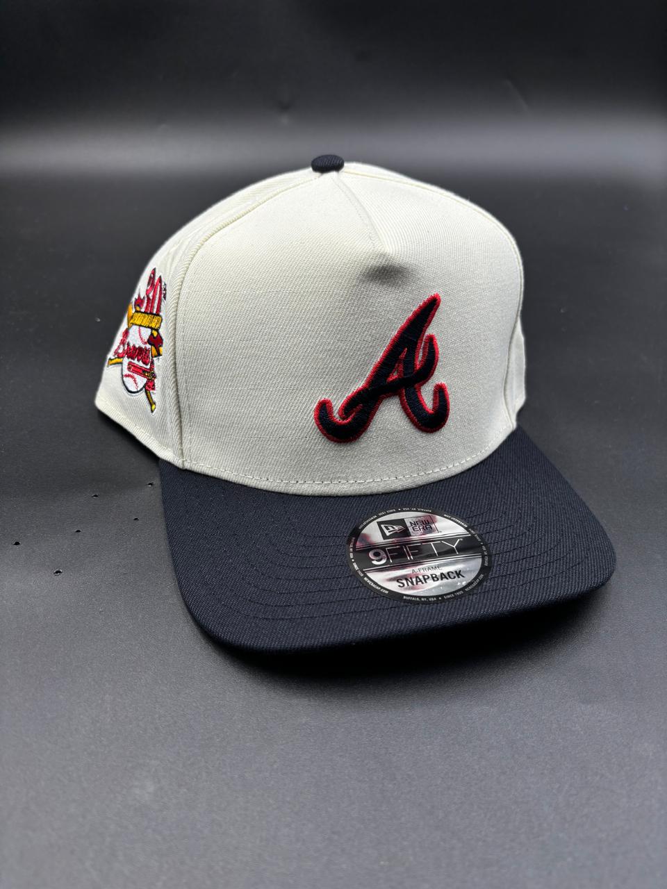 New Era A-Frame Atlanta Beige Azul
