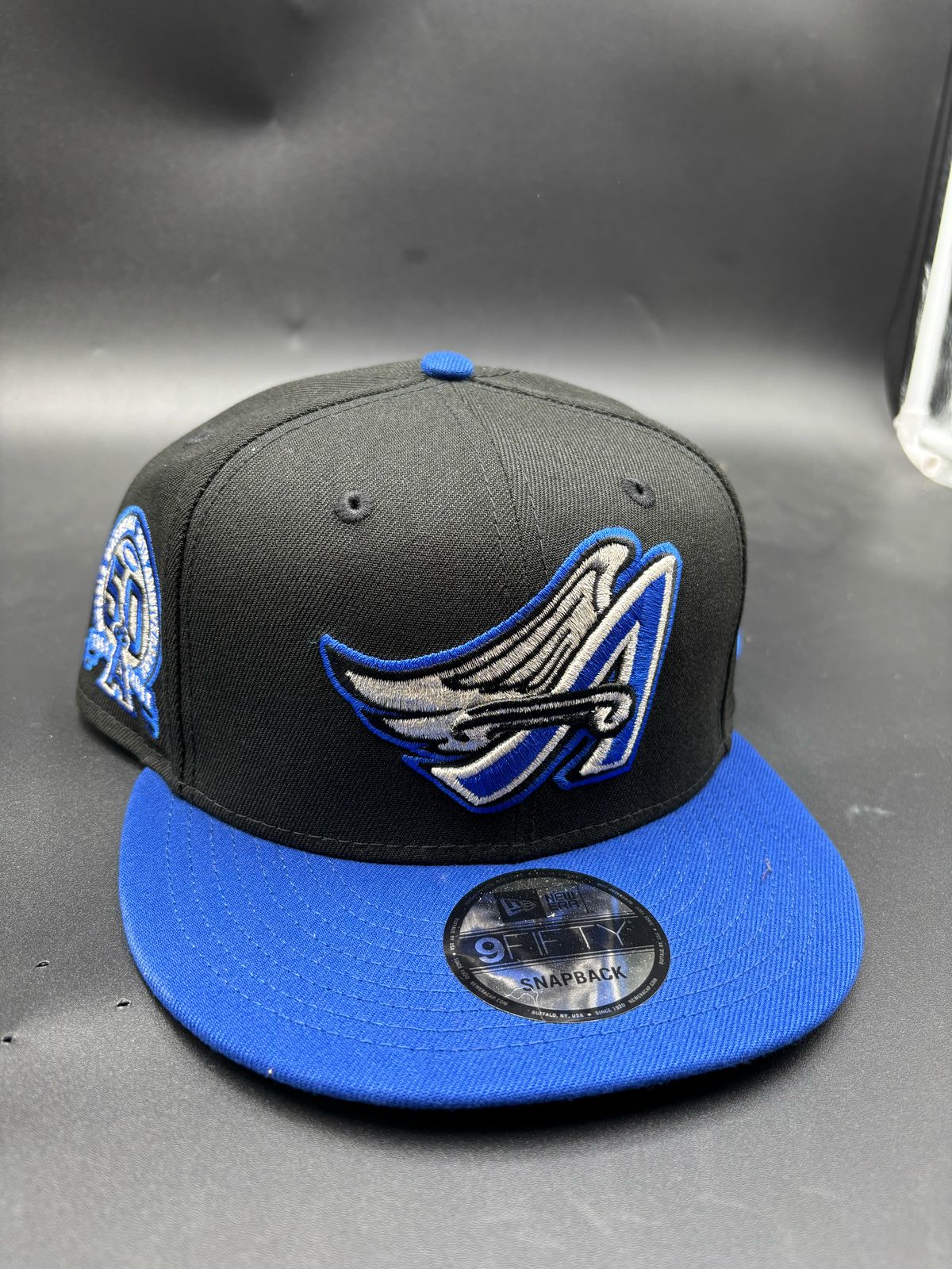 New Era Edicion Broche Angels Negro Azul
