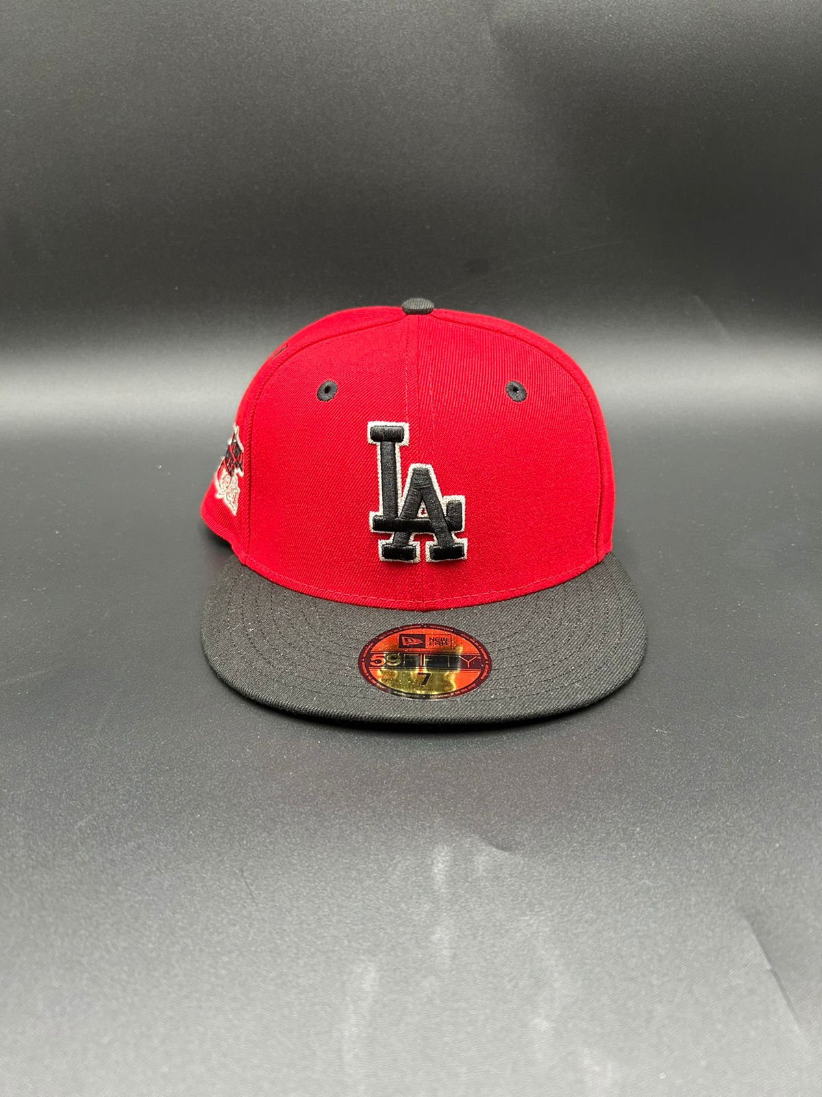 New Era Edicion LA Rojo Negro