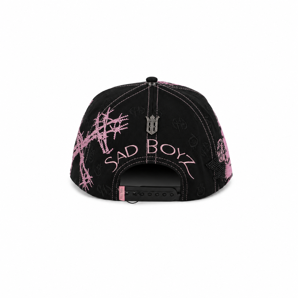 GORRA BIGG BOSS- SAD BOYZ FOREVER ROSA