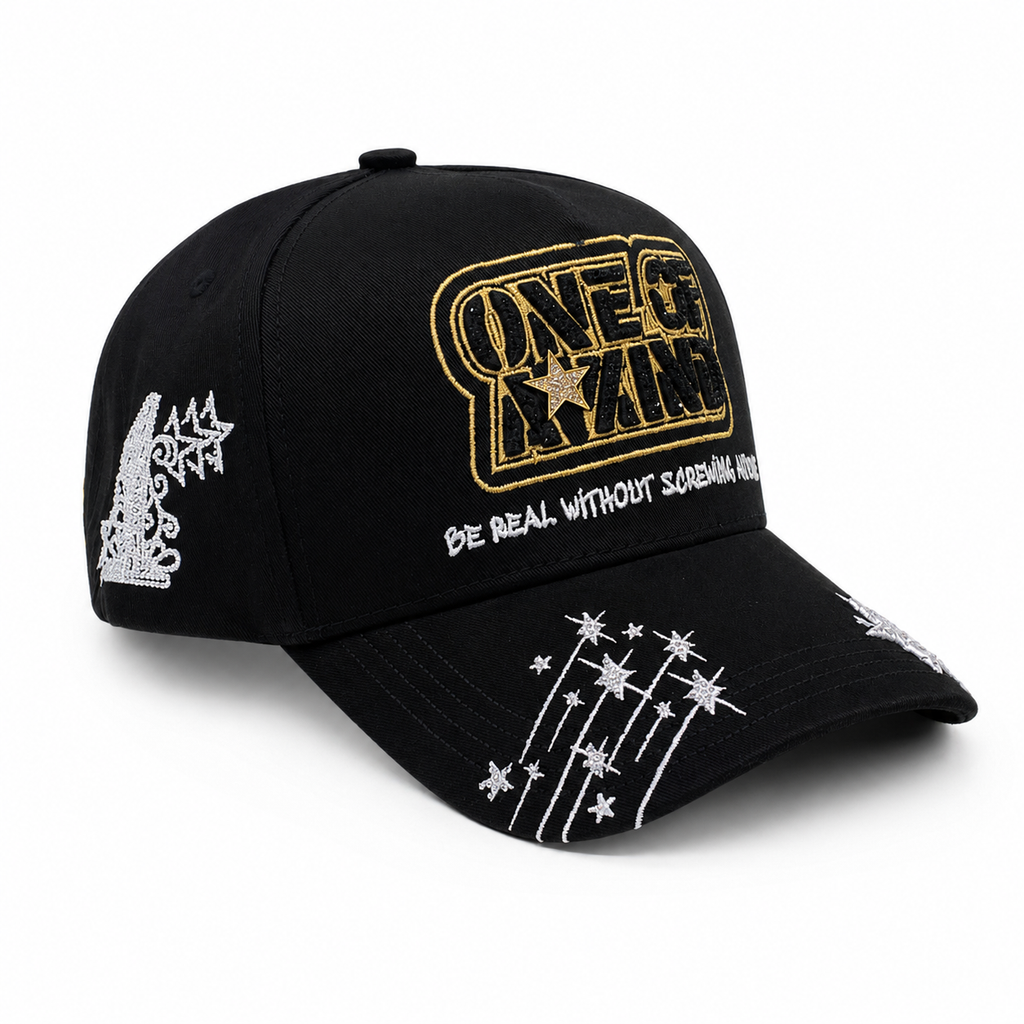 GORRA BIGG BOSS ONE OF A KIND DORADA