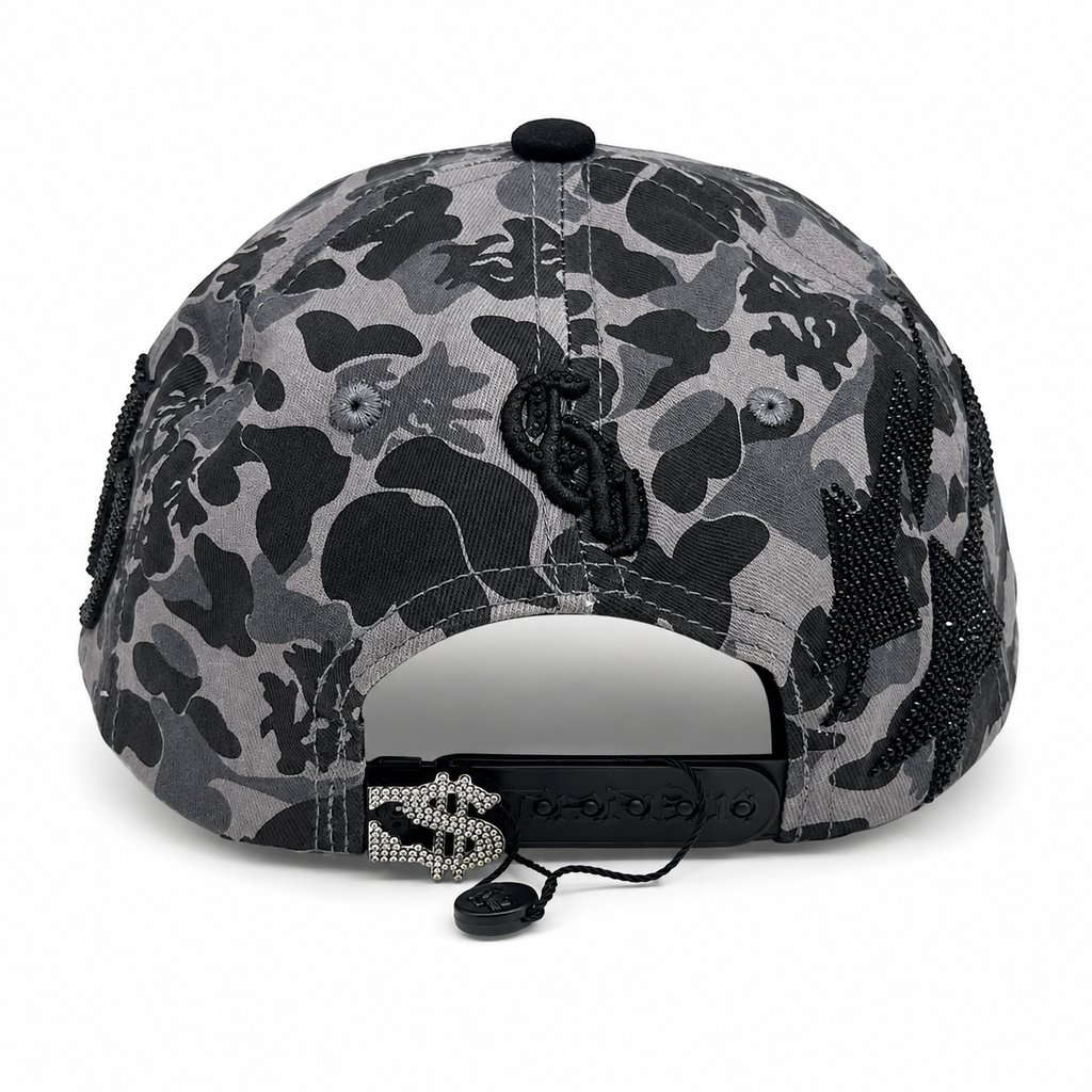 GORRA CASHED OUT CAMUFLAJE CON ACCESORIOS