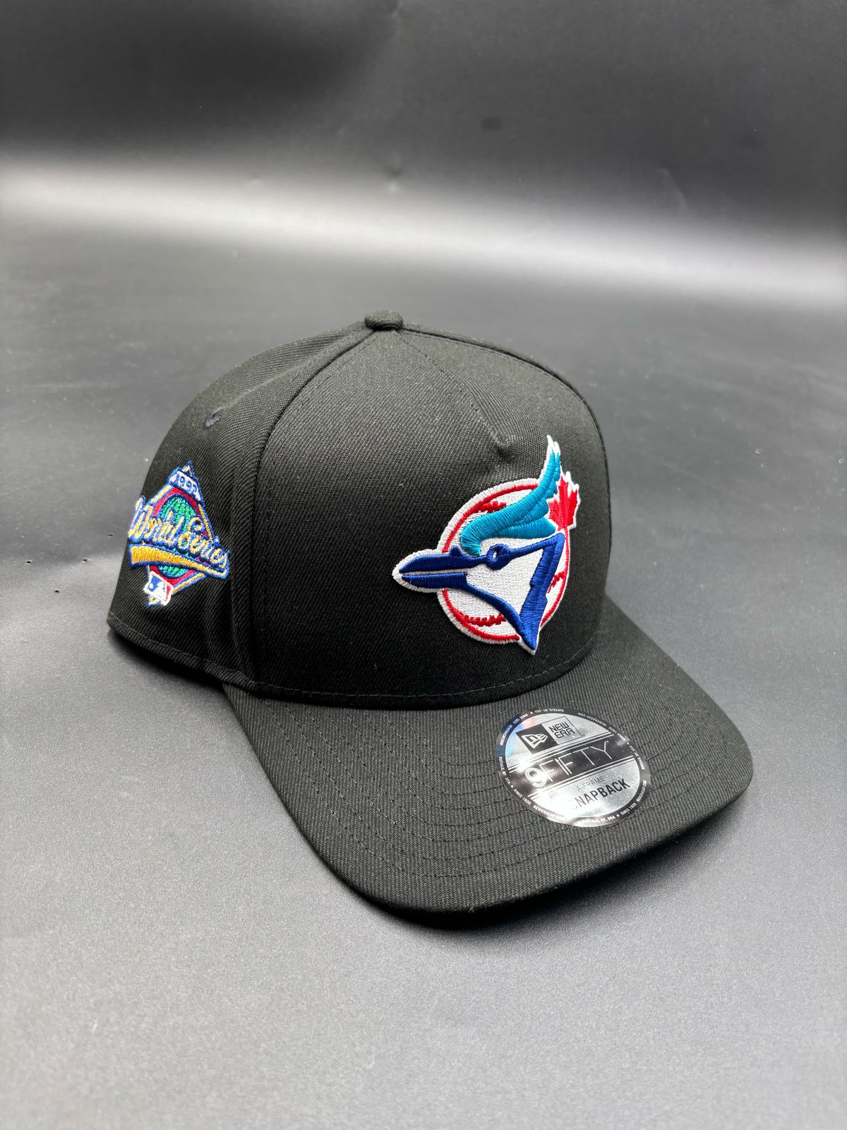New Era A-FRAME Toronto Negra World series 1992
