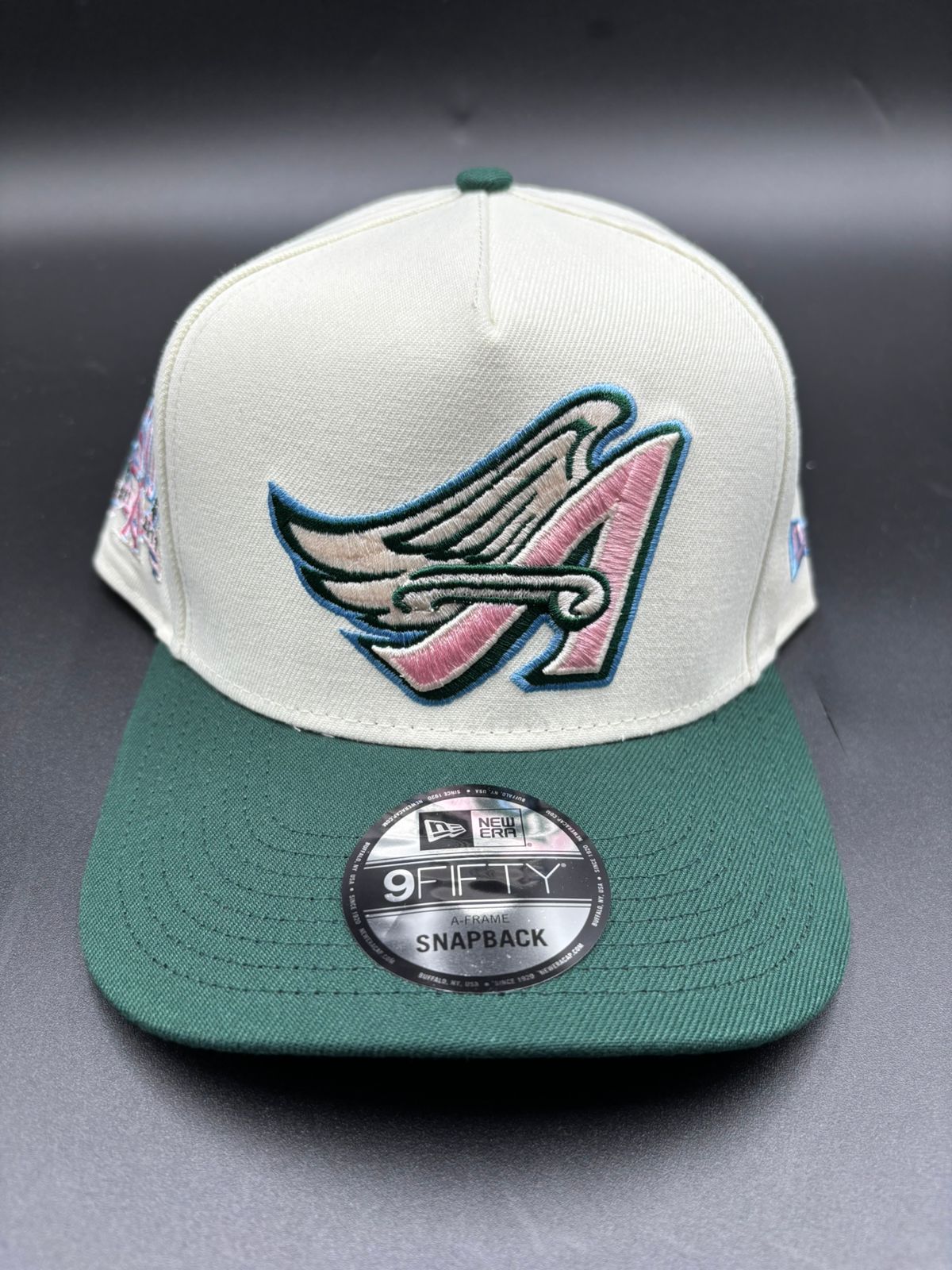 NEW ERA A-FRAME ANGELES BEIGE VERDE