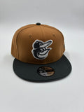 NEW ERA BROCHE ORIOLES CAFE NEGRO