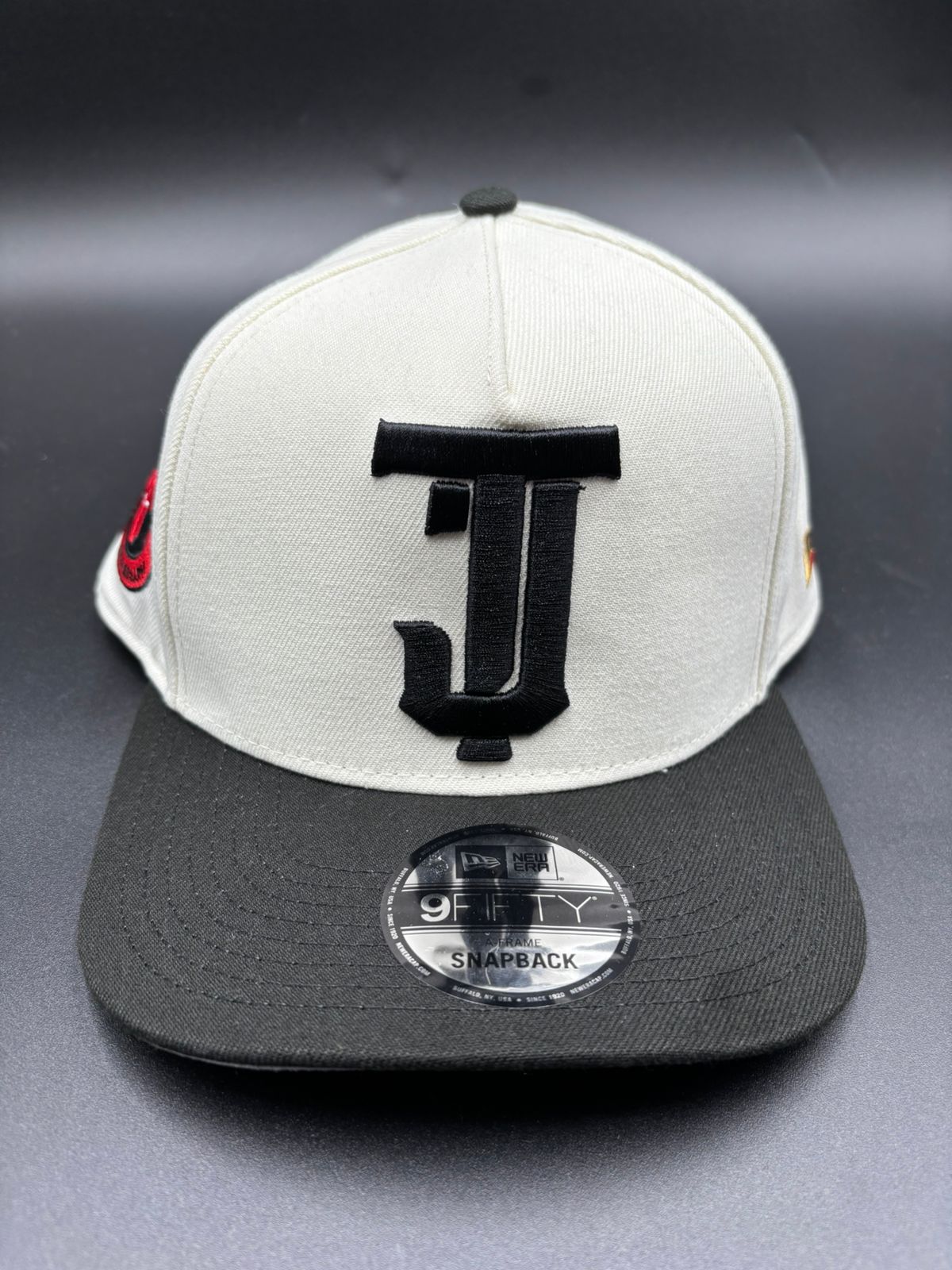 NEW ERA A-FRAME TIJUANA BEIGE NEGRO
