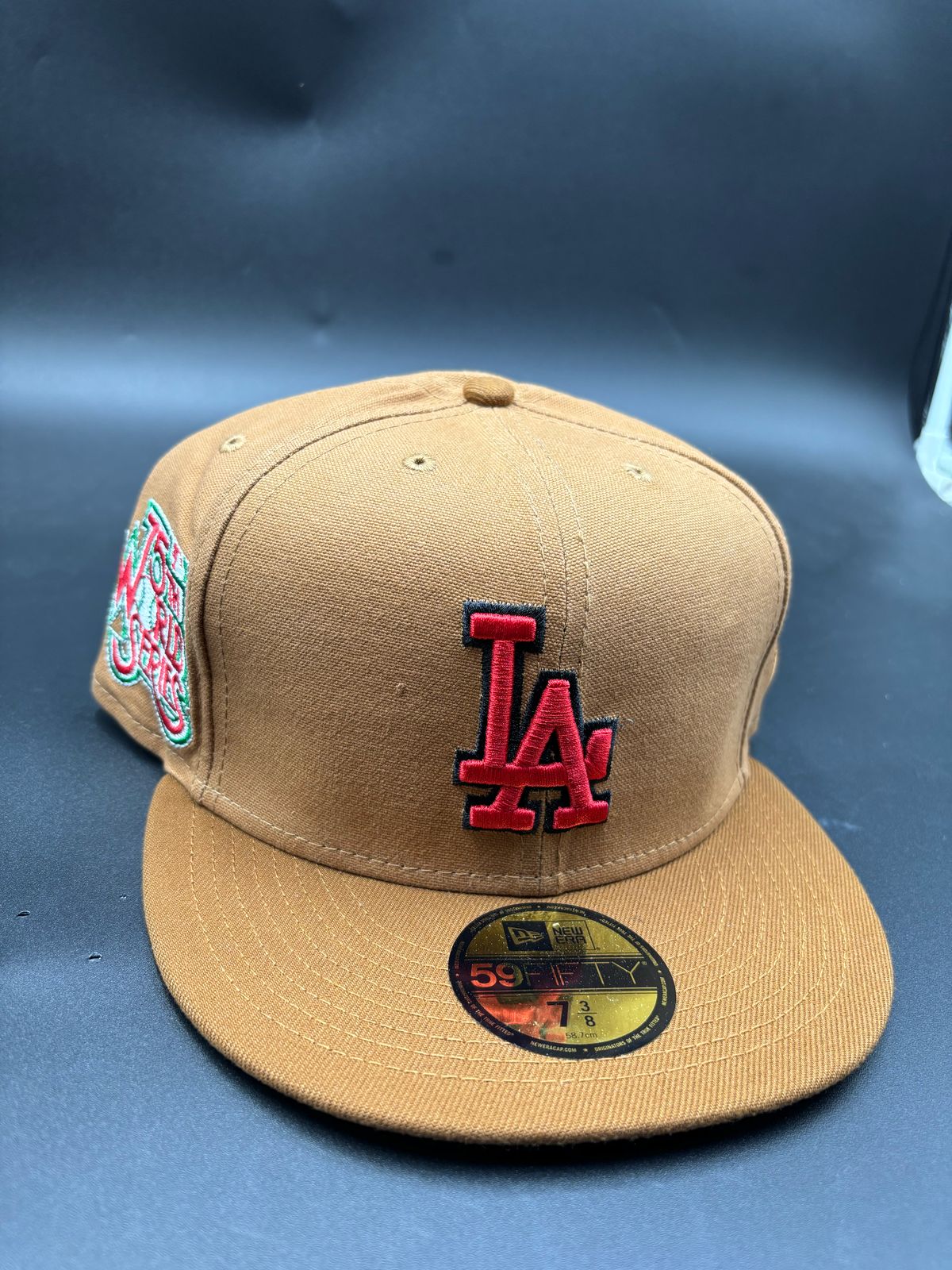 New Era Edicion LA Contorno Negro Cafe