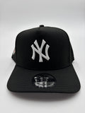 New Era A-FRAME Yankees Negra Blanco