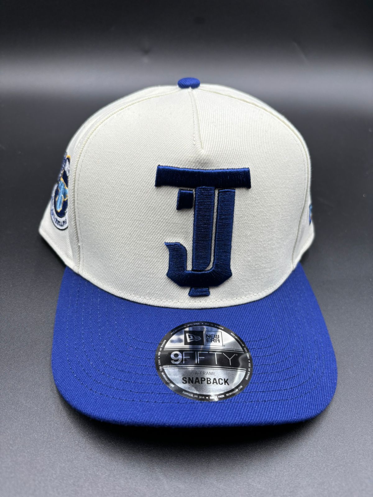 NEW ERA A -FRAME TOROS BEIGE AZUL