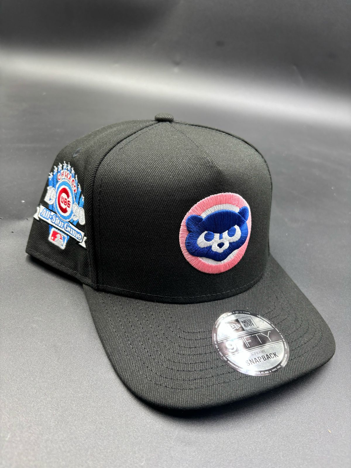 NEW ERA A-FRAME cubs 1990 negro rosa
