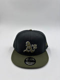 NEW ERA BROCHE OAKLAND VERDE OLIVA