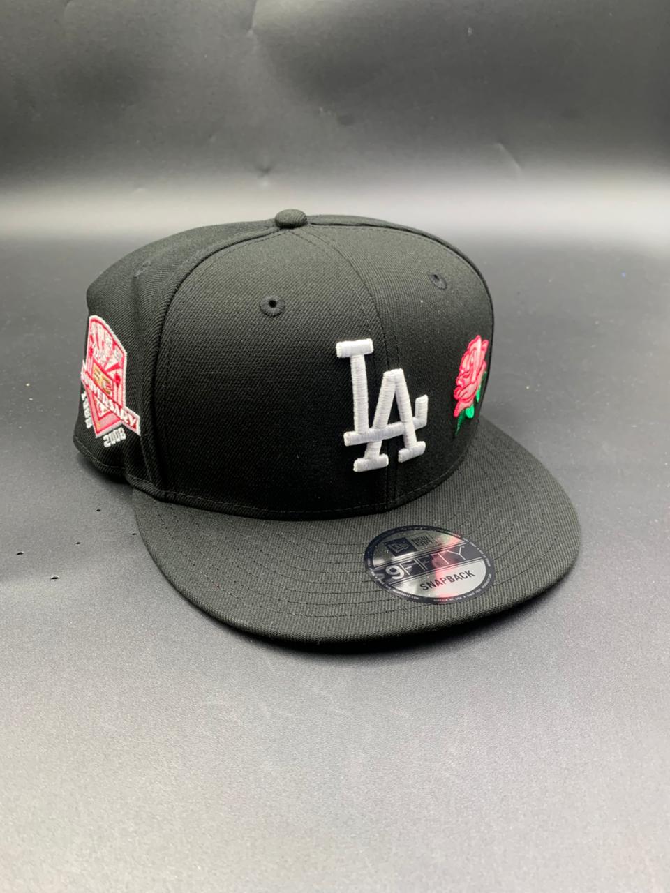 New Era Edicion LA Rosa NEGRA