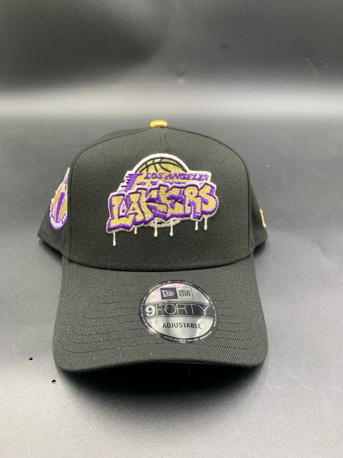 9Forty Edicion Lakers Negro Dorado