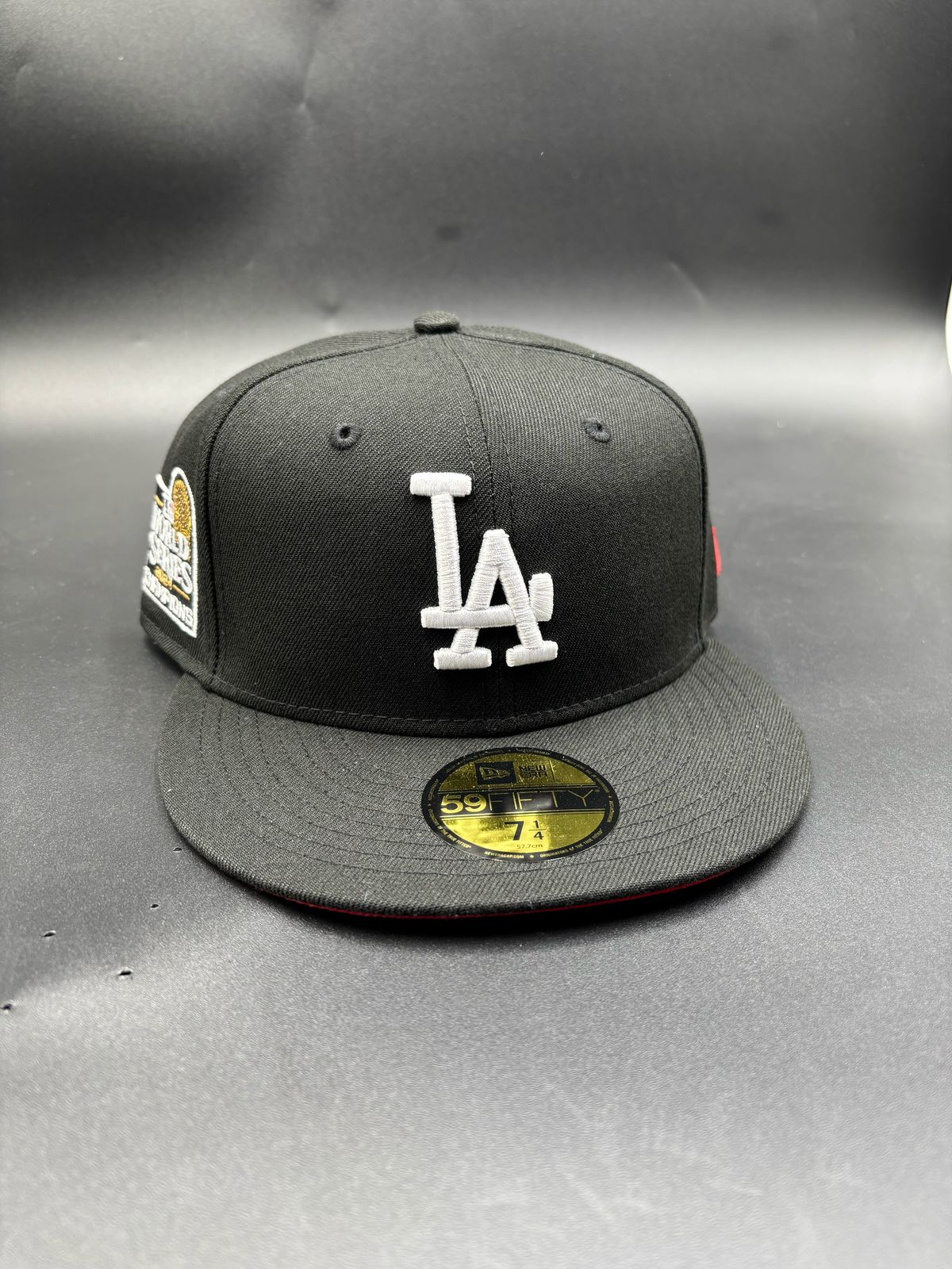 New Era Edicion LA Visera Roja 3