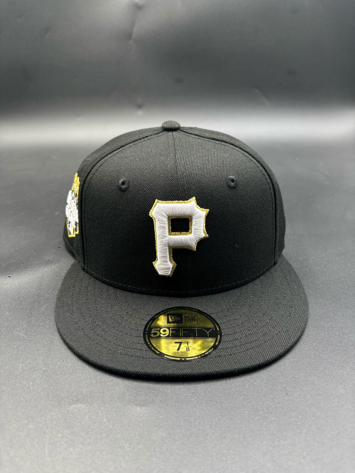 New Era Edicion Piratas Contorno Dorado