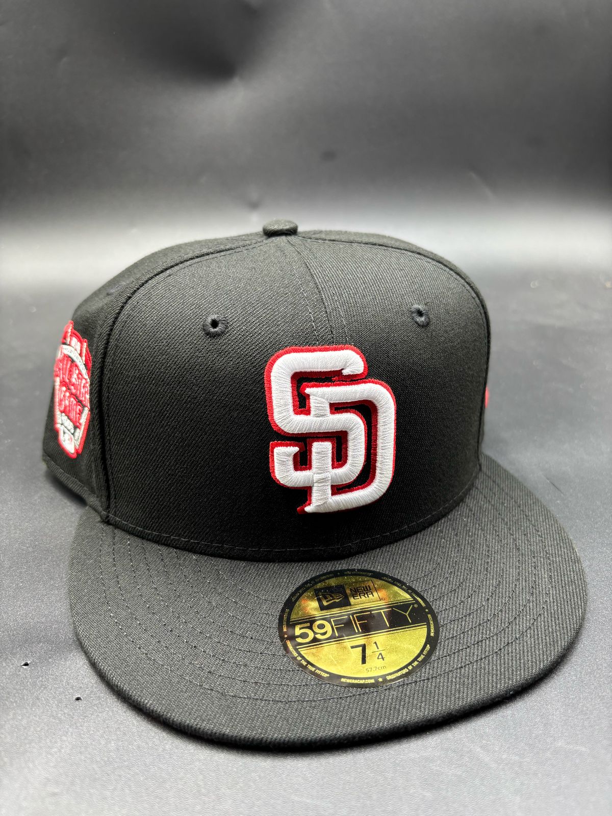 New Era Edicion San Diego Contorno Rojo