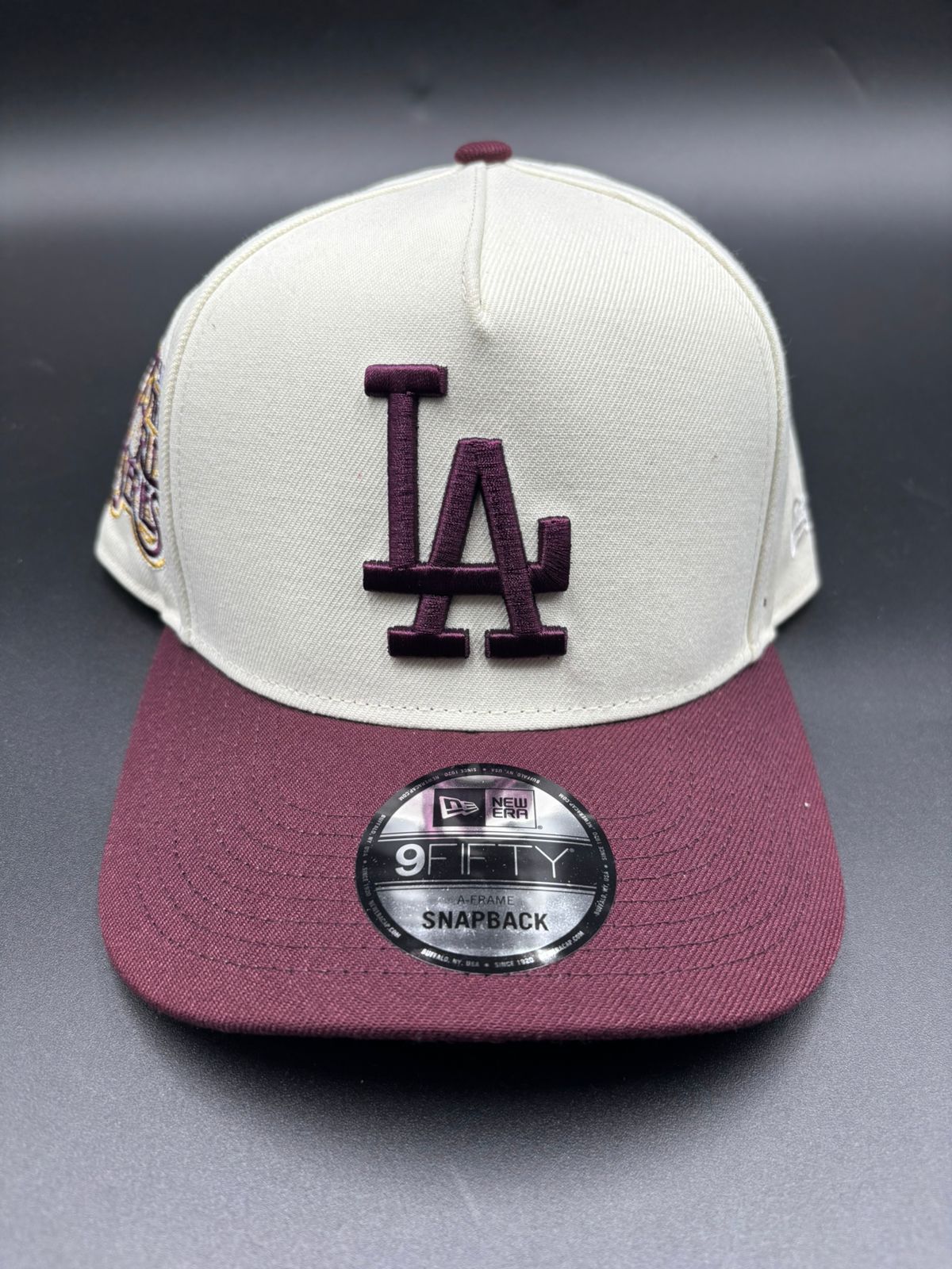 NEW ERA A-FRAME LA beige tinto