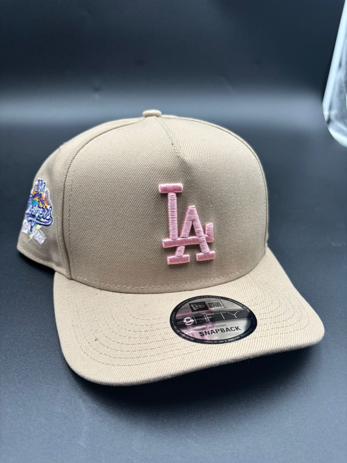 New Era A-FRAME LA Cafe Rosa 1