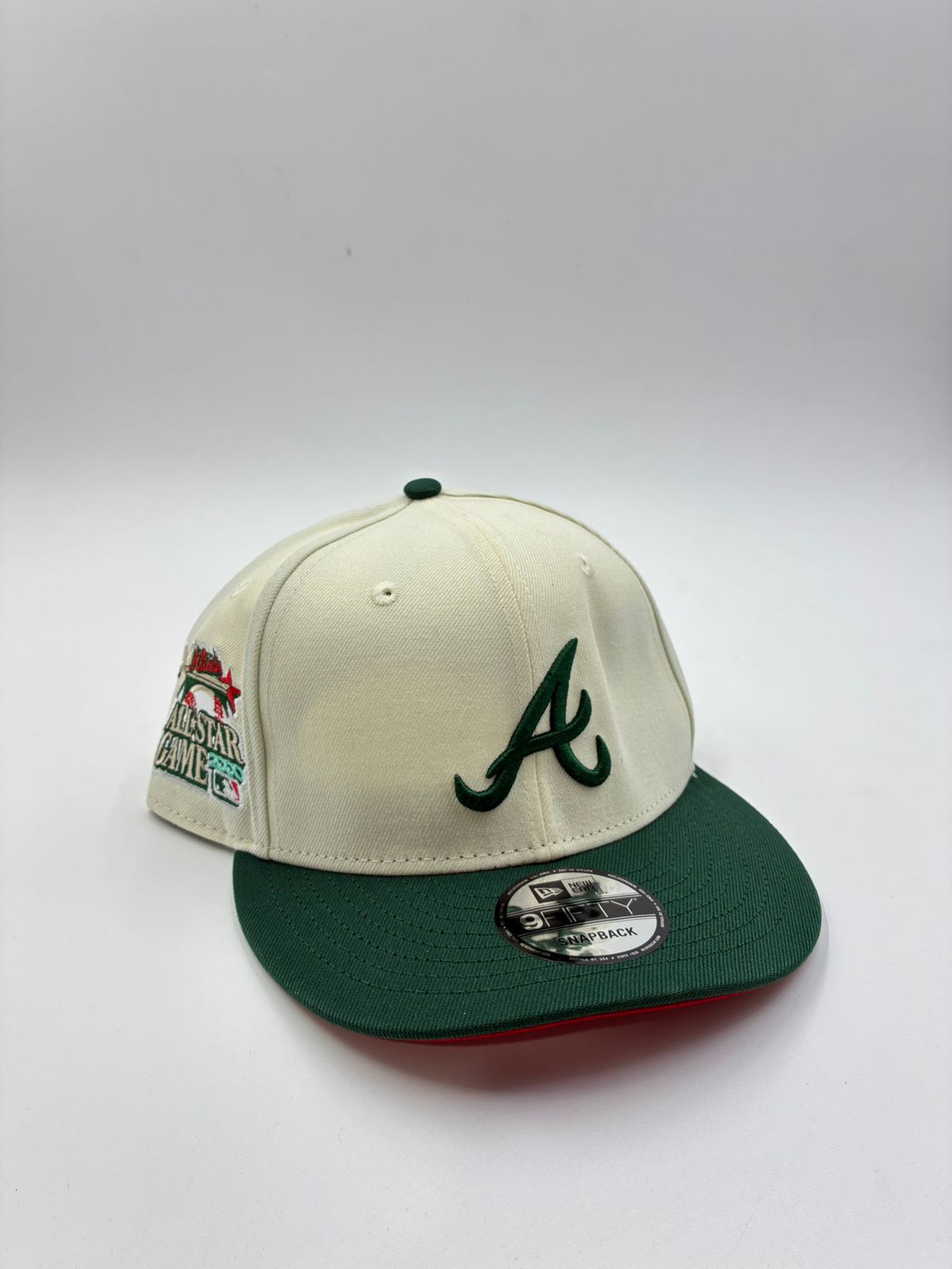 NEW ERA EDICION BROCHE ATLANTA BEIGE VERDE