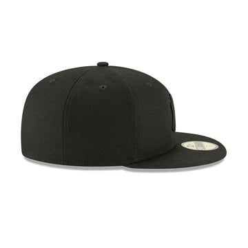 New York Yankees Black on Black 59FIFTY Cerrada