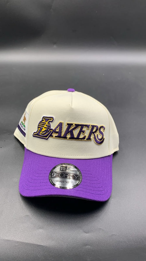 9Forty Edicion Lakers Beige Morado